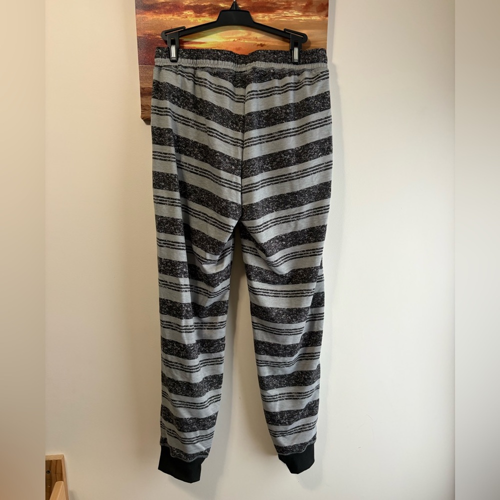 Lularoe gray striped Jax jogger pants M medium nwt - Picture 5 of 10